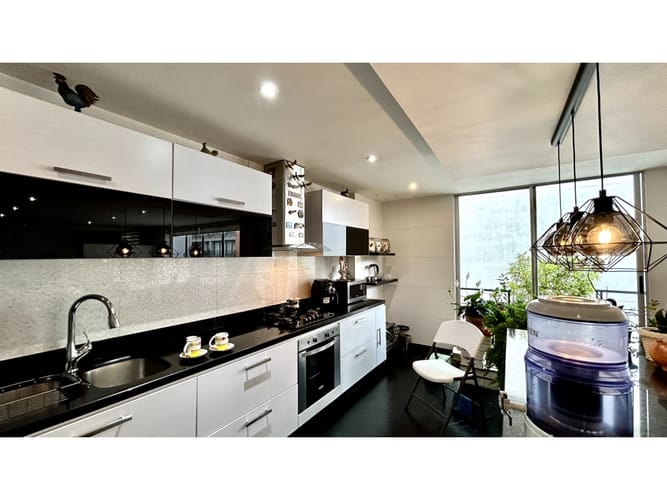 Apartamento de 3 alcobas en venta en Santa Paula, Bogotá, 185 m² · foto 10 de 24