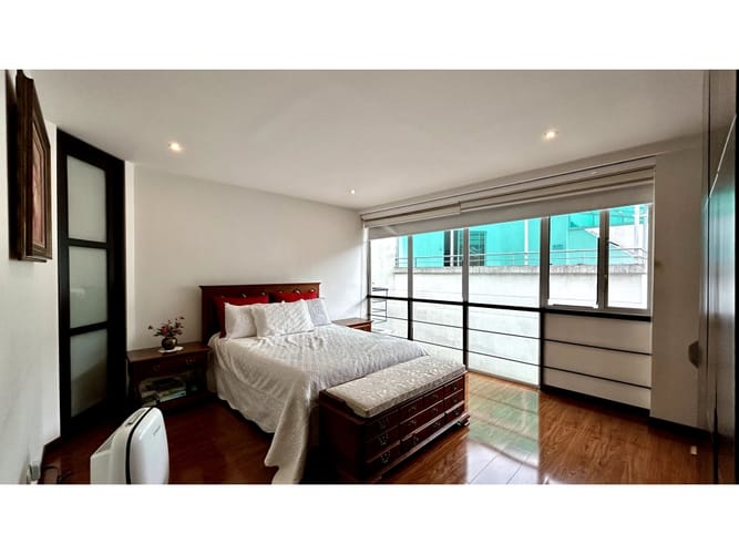 Apartamento de 3 alcobas en venta en Santa Paula, Bogotá, 185 m² · foto 19 de 24