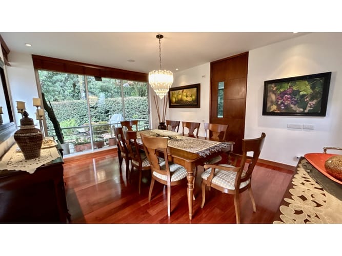 Casa de 4 alcobas en venta en Cerros De Suba, Bogotá, 390 m² · foto 11 de 24