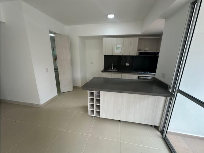 Apartaestudio en arriendo en Las Lomitas, Sabaneta, 86 m² · foto 4 de 22