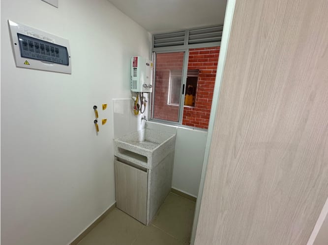 Apartaestudio en arriendo en Las Lomitas, Sabaneta, 86 m² · foto 6 de 22