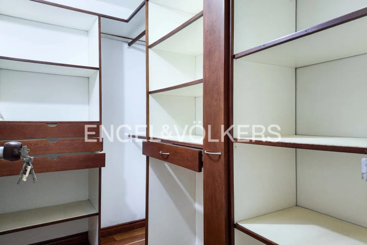Casa de 4 alcobas en venta en El Tesoro, Medellín, 225 m² · foto 12 de 22