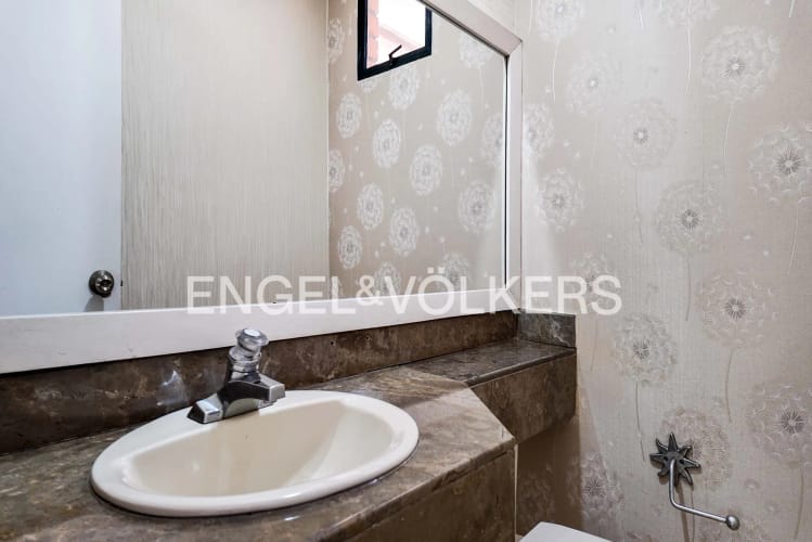 Casa de 4 alcobas en venta en El Tesoro, Medellín, 225 m² · foto 8 de 22