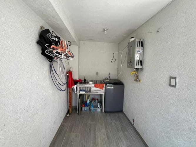 Casa de 10 alcobas en venta en Cañaveralejo, Cali, 335 m² · foto 10 de 23