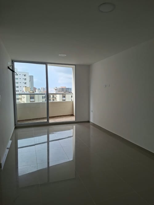 Apartamento de 1 alcoba en venta en Ciudad Jardin, Barranquilla, 57 m² · foto 1 de 14