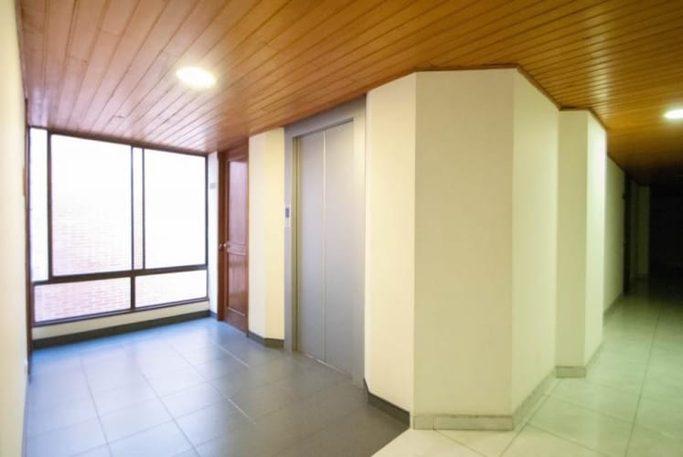 Apartaestudio en venta en Chico, Bogotá, 55 m² · foto 10 de 13