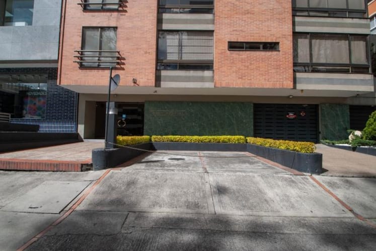 Apartaestudio en venta en Chico, Bogotá, 55 m² · foto 13 de 13