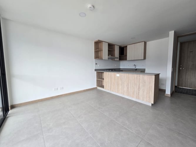 Apartamento de 3 alcobas en arriendo en Sabaneta Real, Envigado, 83 m² · foto 2 de 20