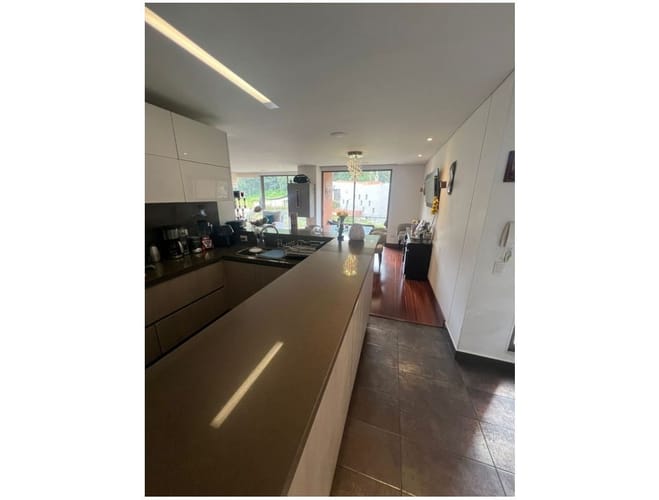 Apartamento de 4 alcobas en venta en Colina Campestre, Bogotá, 223 m² · foto 17 de 24