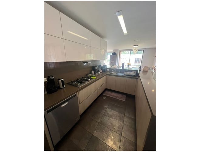 Apartamento de 4 alcobas en venta en Colina Campestre, Bogotá, 223 m² · foto 6 de 24
