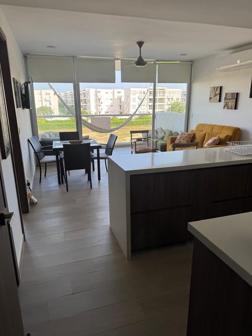 Apartamento de 2 alcobas en arriendo en Serena Del Mar, Cartagena, 86 m² · foto 4 de 9