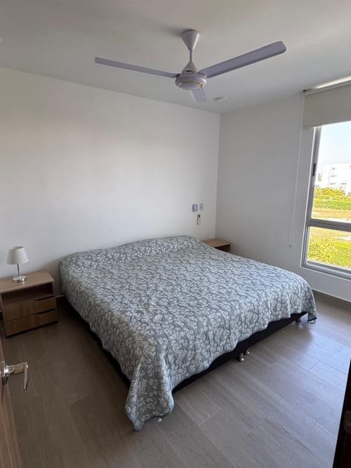 Apartamento de 2 alcobas en arriendo en Serena Del Mar, Cartagena, 86 m² · foto 3 de 9