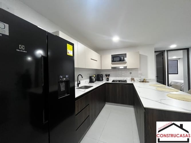 Apartamento de 2 alcobas en arriendo en Laureles, Medellín, 85 m² · foto 4 de 19