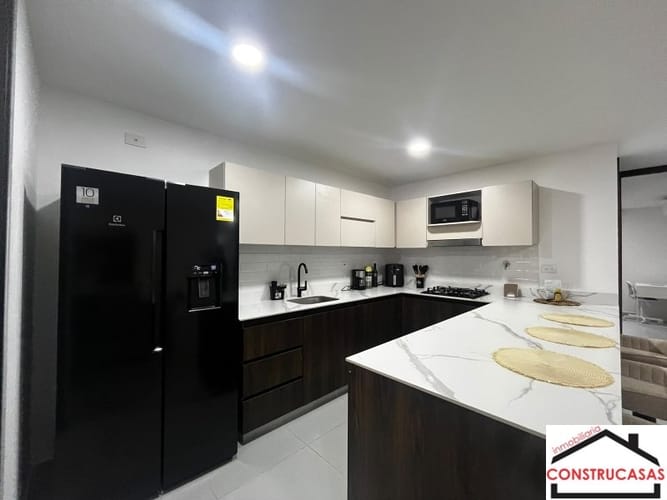 Apartamento de 2 alcobas en arriendo en Laureles, Medellín, 85 m² · foto 5 de 19