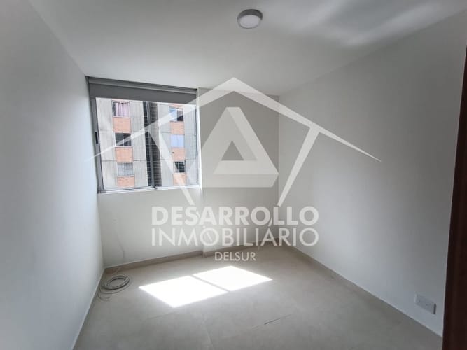 Apartamento de 3 alcobas en arriendo en Loma De La Doctora, Sabaneta, 58 m² · foto 8 de 12