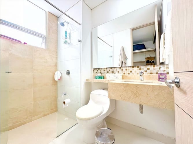 Apartamento de 2 alcobas en arriendo en Serena Del Mar, Cartagena, 112 m² · foto 8 de 10