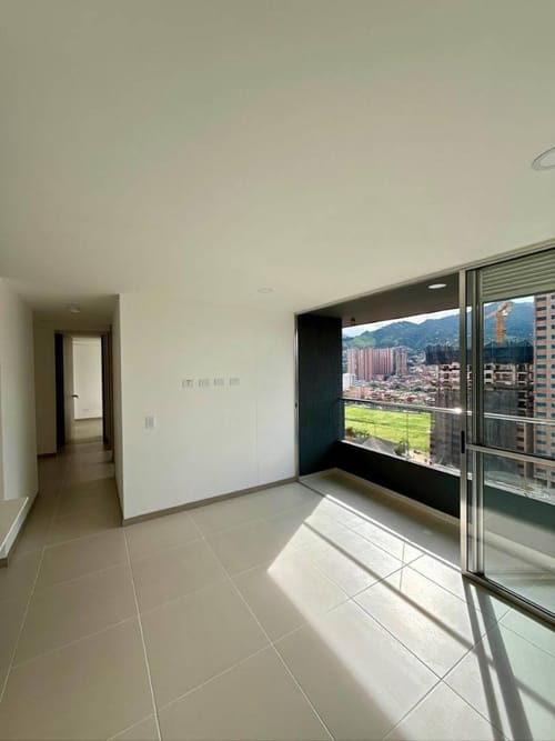 Apartamento de 3 alcobas en arriendo en Suramérica, Itagüí, 68 m² · foto 7 de 16
