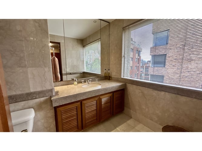 Apartamento de 4 alcobas en venta en El Nogal, Bogotá, 415 m² · foto 20 de 24