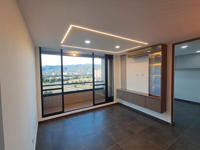 Apartamento de 2 alcobas en venta en Lagos De Torca, Bogotá, 56 m² · foto 3 de 24
