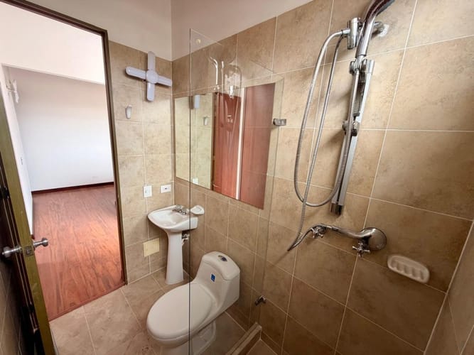 Casa de 3 alcobas en arriendo en Echavarria, Madrid, 106 m² · foto 10 de 11