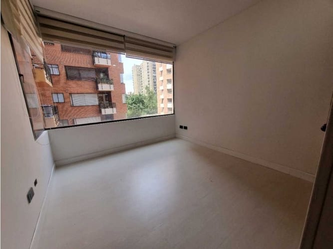Apartamento de 3 alcobas en arriendo en Calleja Baja, Bogotá, 157 m² · foto 18 de 24