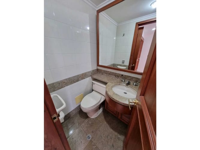 Apartamento de 3 alcobas en arriendo en Calleja Baja, Bogotá, 157 m² · foto 20 de 24