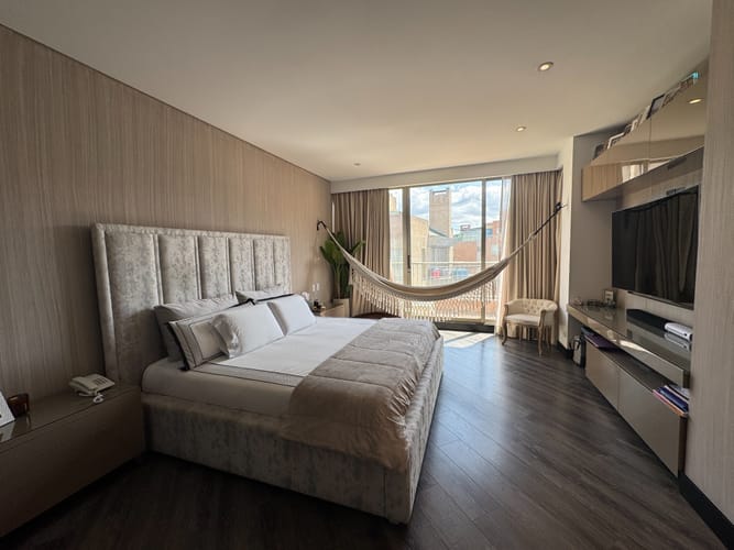 Apartamento de 3 alcobas en venta en Cerros De Suba, Bogotá, 502 m² · foto 6 de 10