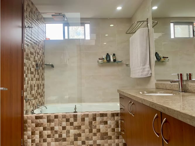 Casa de 4 alcobas en venta en Gratamira, Bogotá, 252 m² · foto 19 de 24