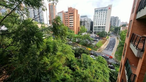 Apartamento de 2 alcobas en arriendo en Milla De Oro, Medellín, 80 m² · foto 16 de 16