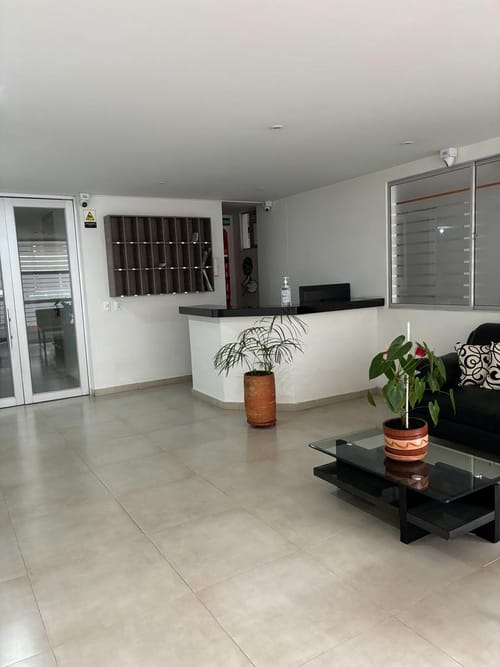 Apartamento de 1 alcoba en arriendo en Cedritos, Bogotá, 53 m² · foto 2 de 19