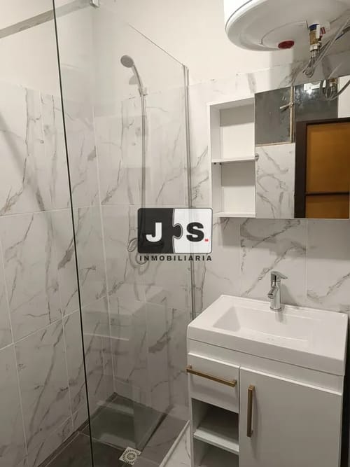 Alquilo Casa cuatro dormitorios en Centro · Foto 8