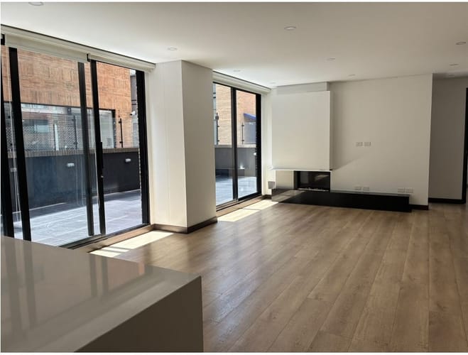 Apartamento de 3 alcobas en arriendo en Chico, Bogotá, 170 m² · foto 4 de 17