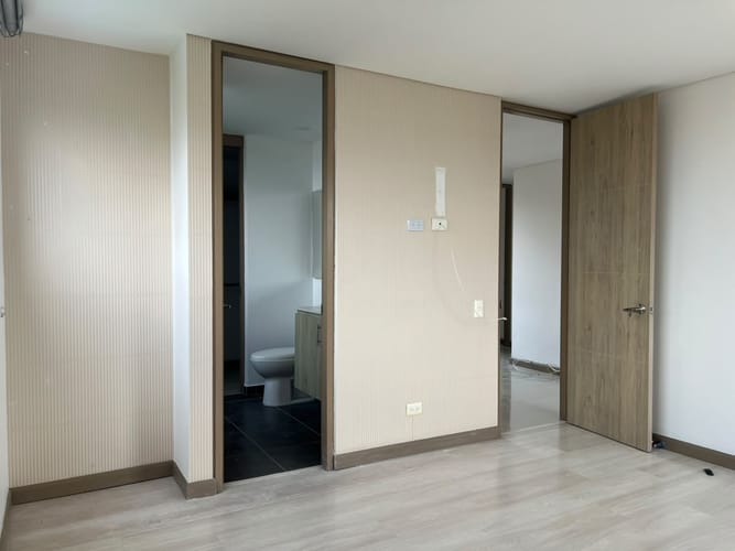 Apartamento de 3 alcobas en arriendo en Loma El Atravesado, Envigado, 112 m² · foto 13 de 16