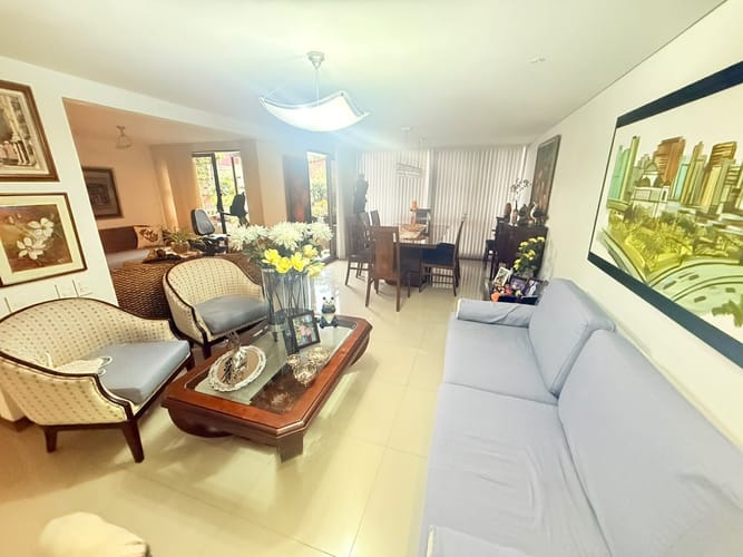 Apartamento de 3 alcobas en venta en Cabecera Del Llano, Bucaramanga, 133 m² · foto 6 de 14