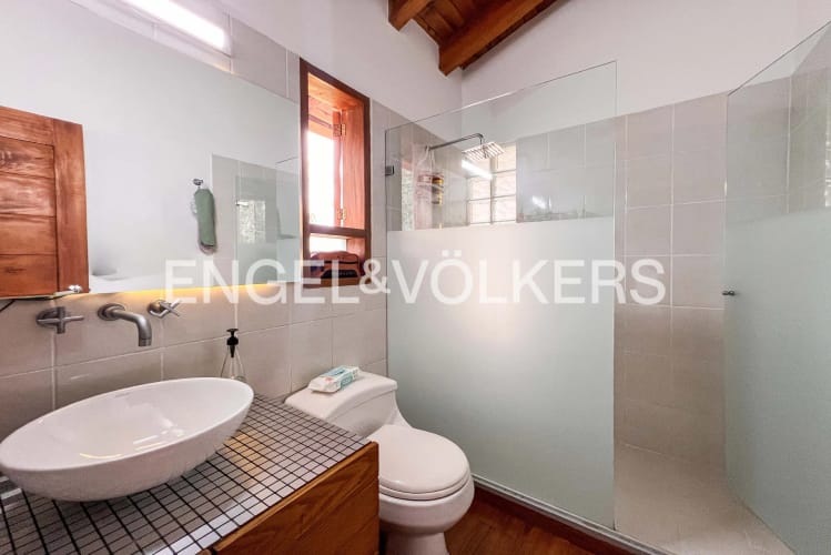 Casa de 3 alcobas en arriendo en Rionegro, 198 m² · foto 8 de 12