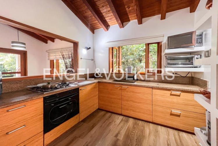 Casa de 3 alcobas en arriendo en Rionegro, 198 m² · foto 5 de 12
