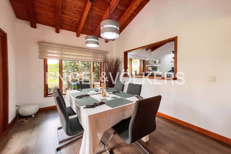Casa de 3 alcobas en arriendo en Rionegro, 198 m² · foto 4 de 12