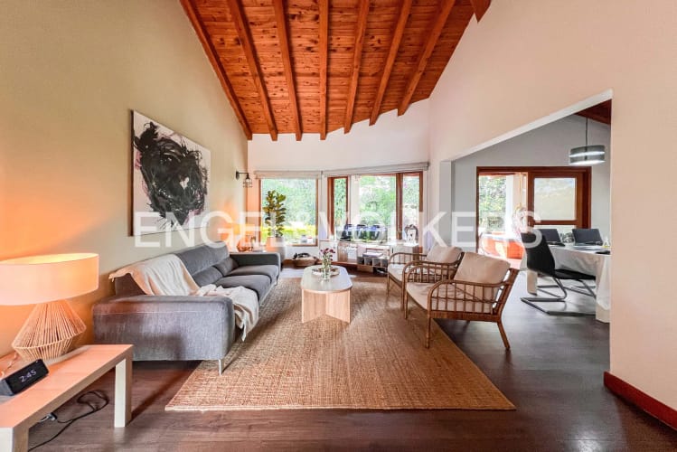 Casa de 3 alcobas en arriendo en Rionegro, 198 m² · foto 2 de 12