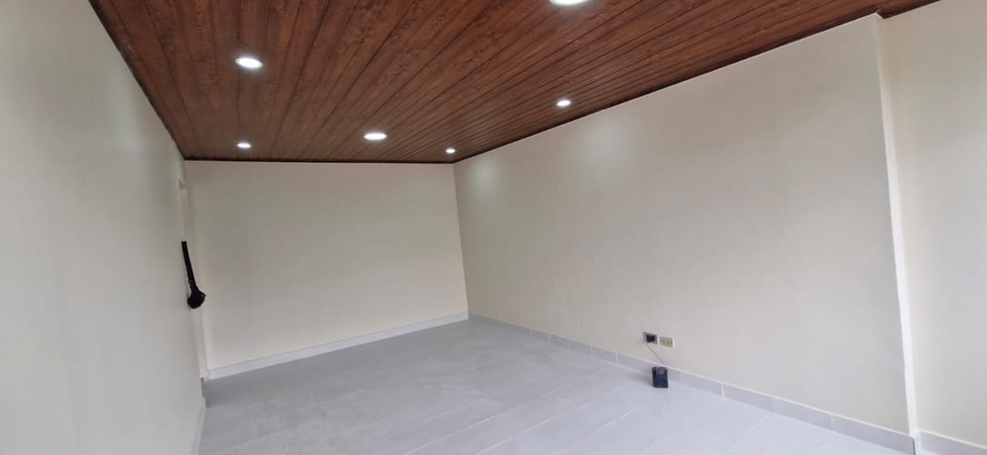 Casa de 3 alcobas en venta en Barrios Unidos, Bogotá, 323 m² · foto 3 de 15
