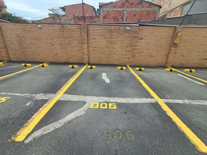Apartaestudio en arriendo en San Antonio Norte, Bogotá, 30 m² · foto 10 de 12