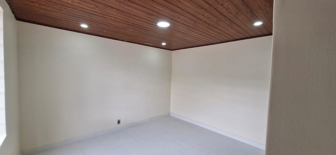 Casa de 3 alcobas en venta en Barrios Unidos, Bogotá, 323 m² · foto 5 de 15