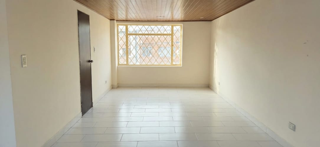 Casa de 3 alcobas en venta en Barrios Unidos, Bogotá, 323 m² · foto 9 de 15