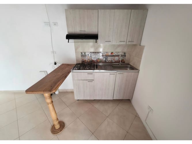 Apartamento de 2 alcobas en arriendo en Villatina, Medellín, 52 m² · foto 1 de 16