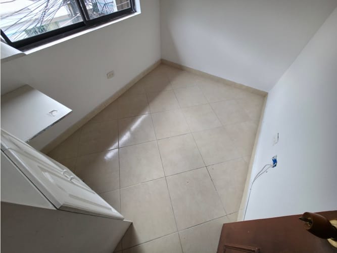 Apartamento de 2 alcobas en arriendo en Villatina, Medellín, 52 m² · foto 5 de 16