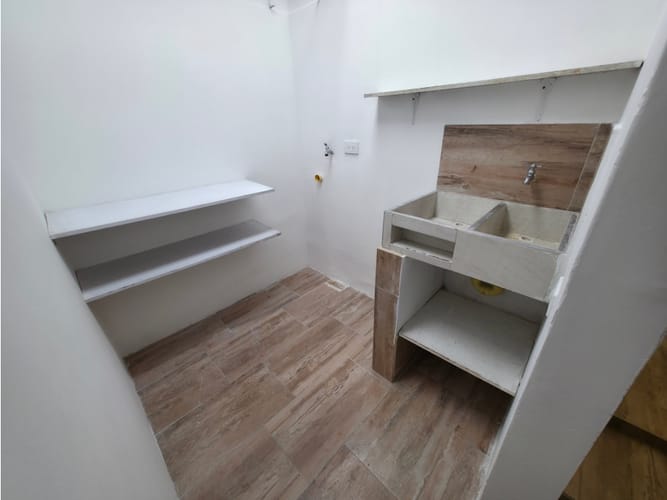 Apartamento de 2 alcobas en arriendo en Villatina, Medellín, 52 m² · foto 15 de 16
