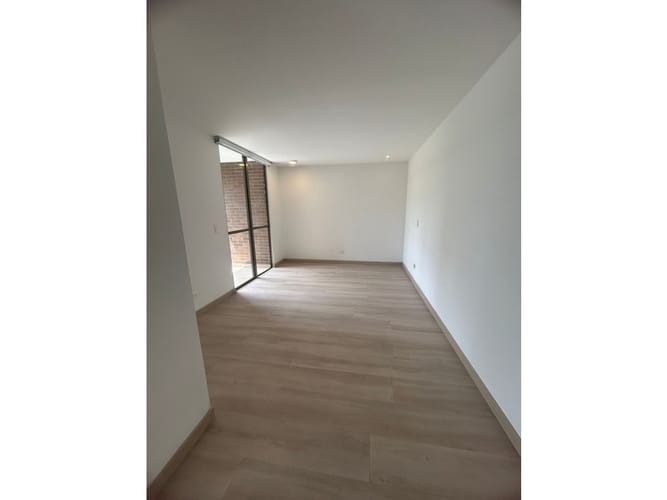 Apartamento de 2 alcobas en arriendo en El Poblado, Medellín, 90 m² · foto 21 de 24