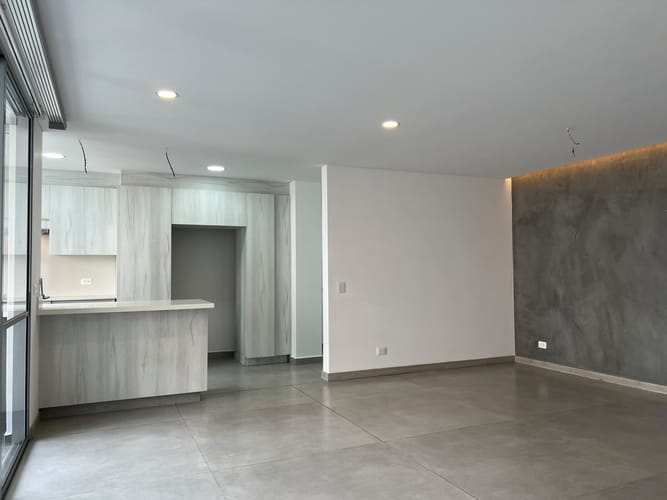 Apartamento de 3 alcobas en arriendo en Quebrada Clara, Envigado, 140 m² · foto 7 de 19