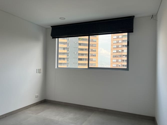 Apartamento de 3 alcobas en arriendo en Quebrada Clara, Envigado, 140 m² · foto 13 de 19
