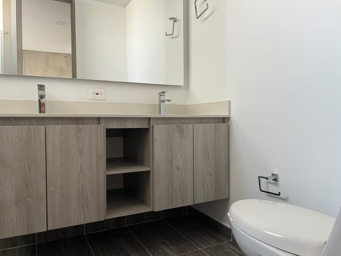 Apartamento de 3 alcobas en arriendo en Quebrada Clara, Envigado, 140 m² · foto 17 de 19