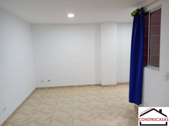 Apartamento de 2 alcobas en arriendo en Santa Lucia, Medellín, 52 m² · foto 7 de 14